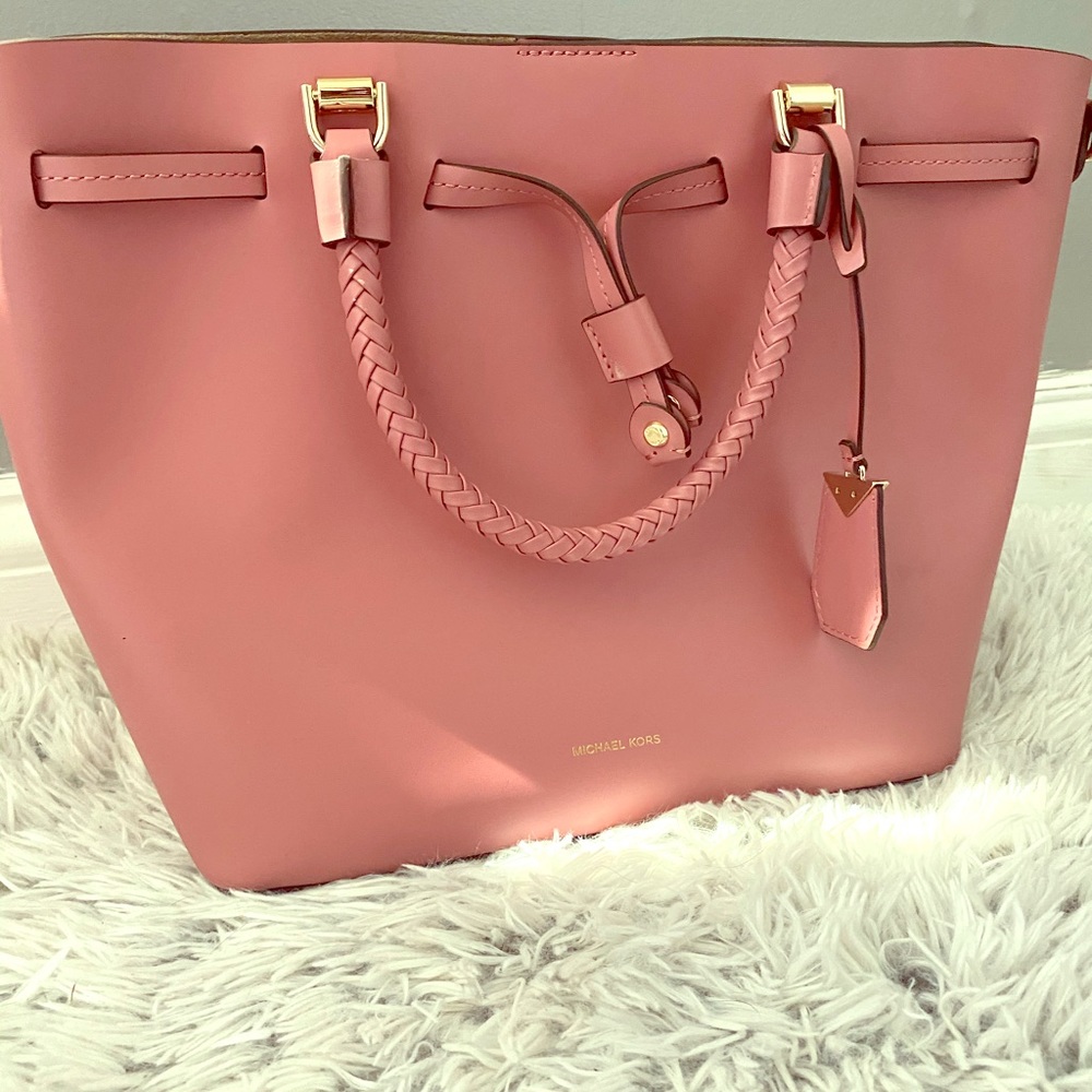 Michael Kors bucket Bag